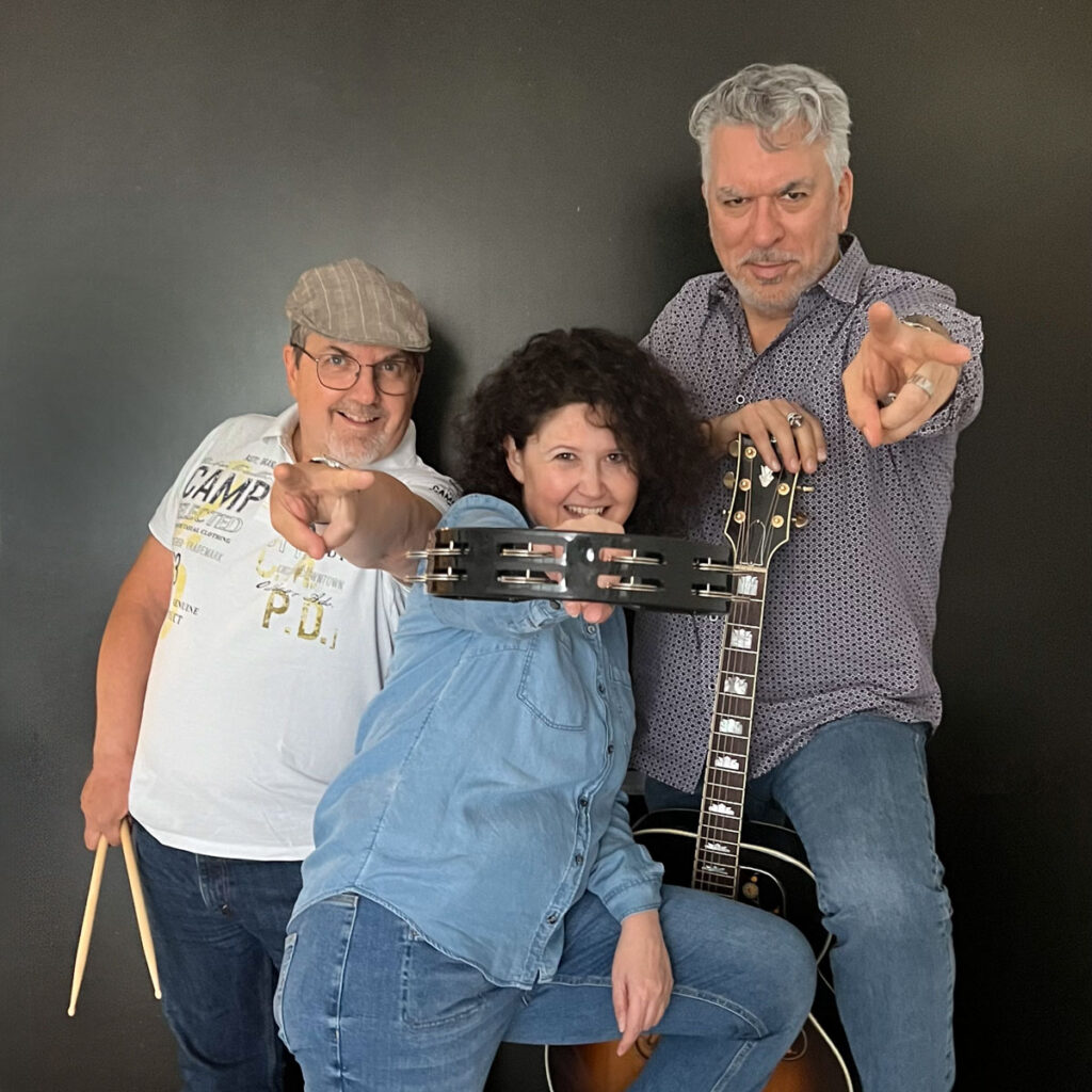 Triple A, Acoustic Trio, Band, Roger Andermatt, Annie Kaser, Steph Annen, Kontakt